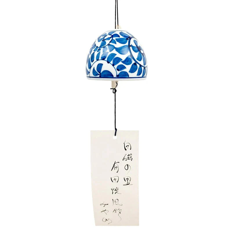 Furin japonés de flores