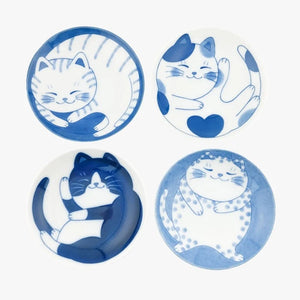 Platos Japoneses Pequeños de Gatos